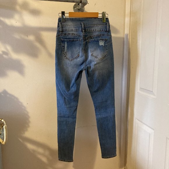 RIPPED SKINNY JEANS - Picture 10 of 16